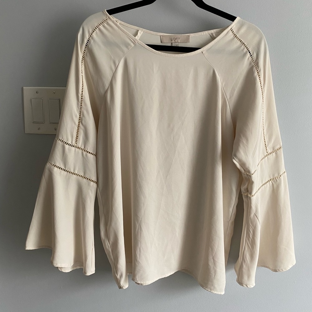 Ann Taylor LOFT bell sleeve blouse